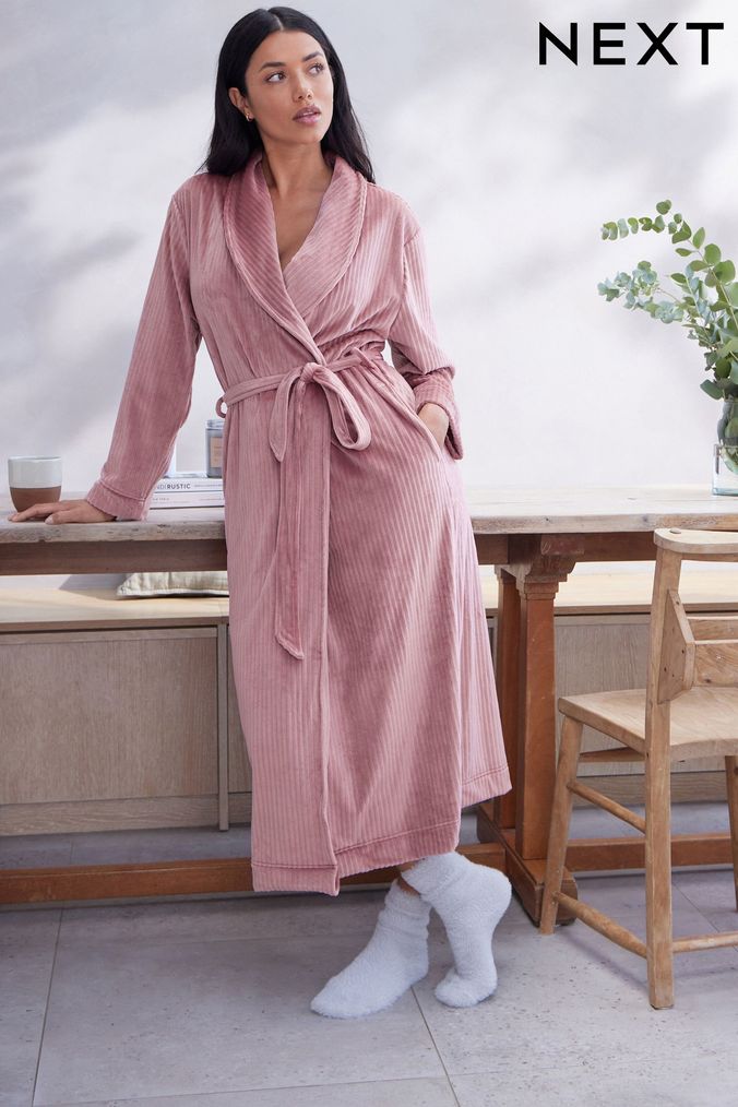 Leveret Women's Light Pink Fleece Robe – Leveret Clothing